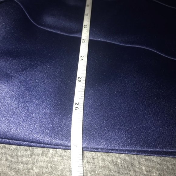 Formal satin Cocktail dress by max and cleo - Picture 8 of 10